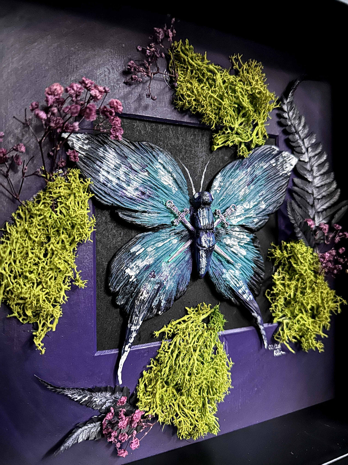 Violette Metamorphose | gerahmtes dreidimensionales Werk